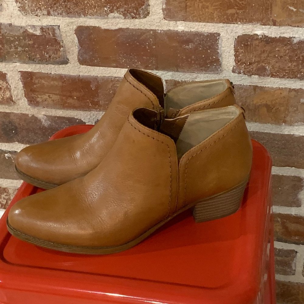 Naturalizer Booties, womens size 9.5